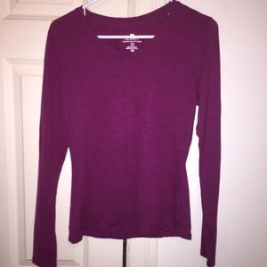women’s long sleeve shirt
